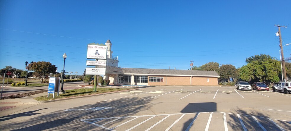 More Photos Of 302 N Main St, Duncanville Restaurant For Sale
