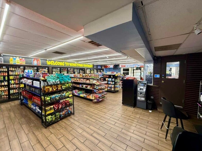 More Photos Of 2565 Candler Rd, Decatur Freestanding For Sale