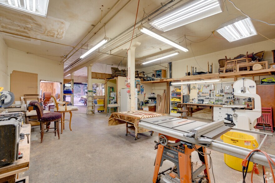 More Photos Of 1517 E Washington Blvd, Pasadena Storefront Retail Residential For Sale