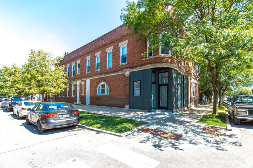 Primary Photo Of 2823-2827 N Central Park Ave, Chicago Apartments For Sale