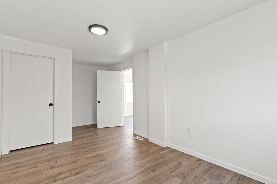 More Photos Of 5851 W 30th Ave, Wheat Ridge Apartments For Sale