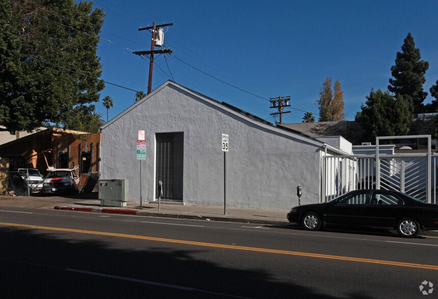 More Photos Of 8069-8071 Beverly Blvd, Los Angeles Storefront For Lease