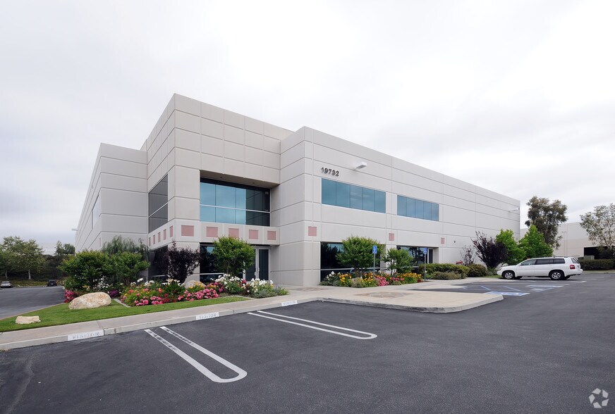 Primary Photo Of 19732 Descartes, Foothill Ranch Manufacturing For Lease