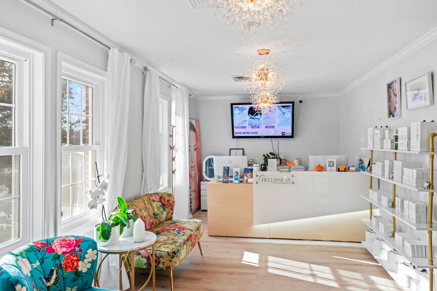 More Photos Of 2102 Gallows Rd, Vienna Medical For Lease