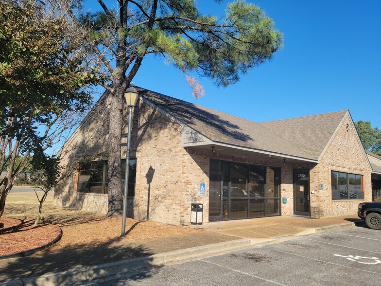 More Photos Of 2750 Colony Park Dr, Memphis Office For Sale