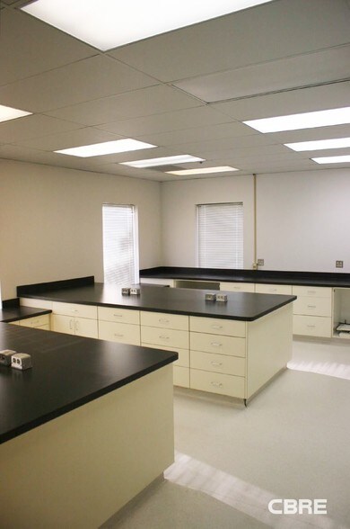 More Photos Of 745-755 Phoenix Dr, Ann Arbor Research And Development For Sale