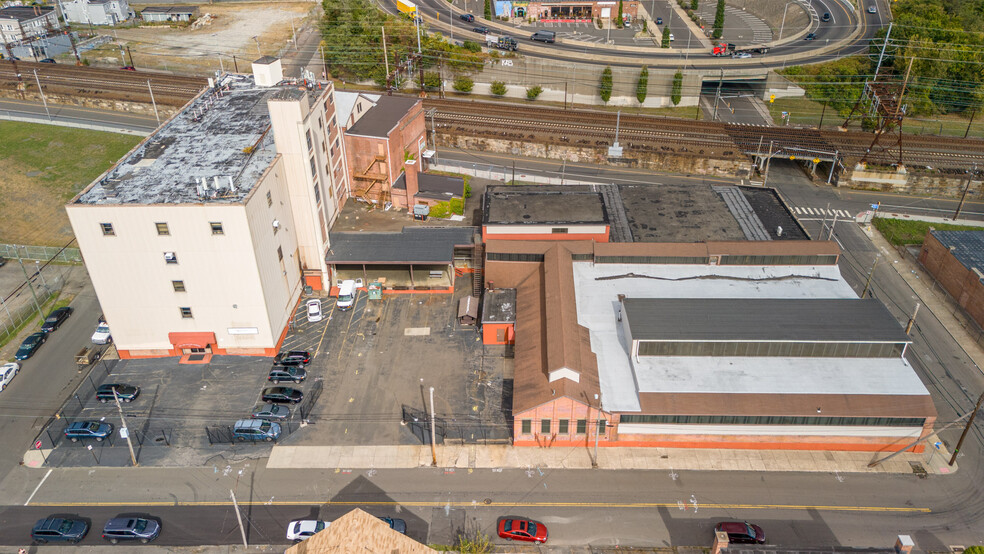 Primary Photo Of 275 Warren St, Bridgeport Warehouse For Sale