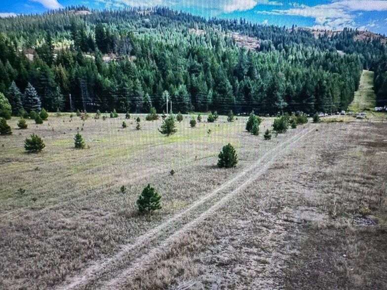 More Photos Of 3 Westmond Rd, Sagle Land For Sale
