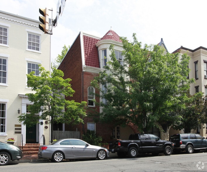 Primary Photo Of 917 Prince St, Alexandria Office Residential For Lease