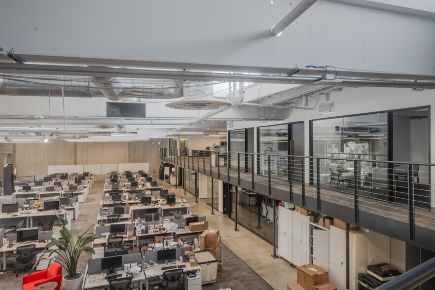 More Photos Of 13335 Maxella Ave, Marina Del Rey Loft Creative Space For Lease