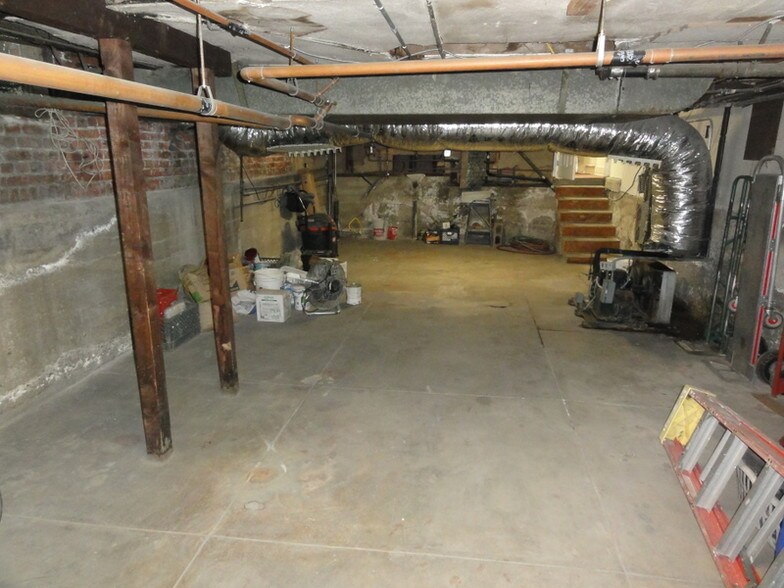 More Photos Of 2432-2438 E 1st St, Los Angeles Storefront Retail Residential For Lease