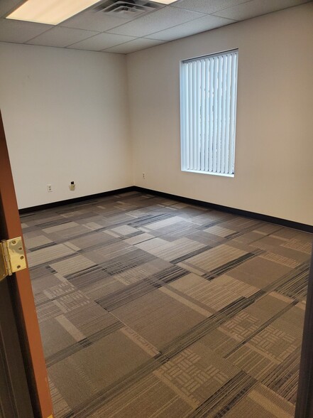 More Photos Of 800 Stockton Ave, Fort Collins Research And Development For Lease