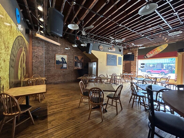 More Photos Of 1409-1414 119th St, Whiting Restaurant For Sale