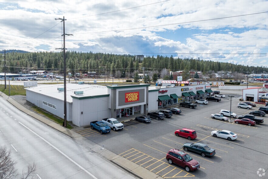 More Photos Of 9120 E Sprague Ave, Spokane Valley General Retail For Lease