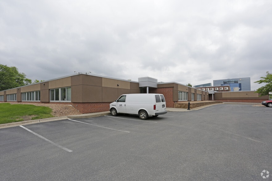 More Photos Of 620 Mendelssohn Ave N, Golden Valley Office For Sale