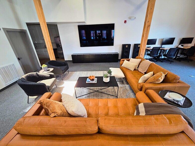 More Photos Of 1660 17th St, Denver Office Residential For Sale