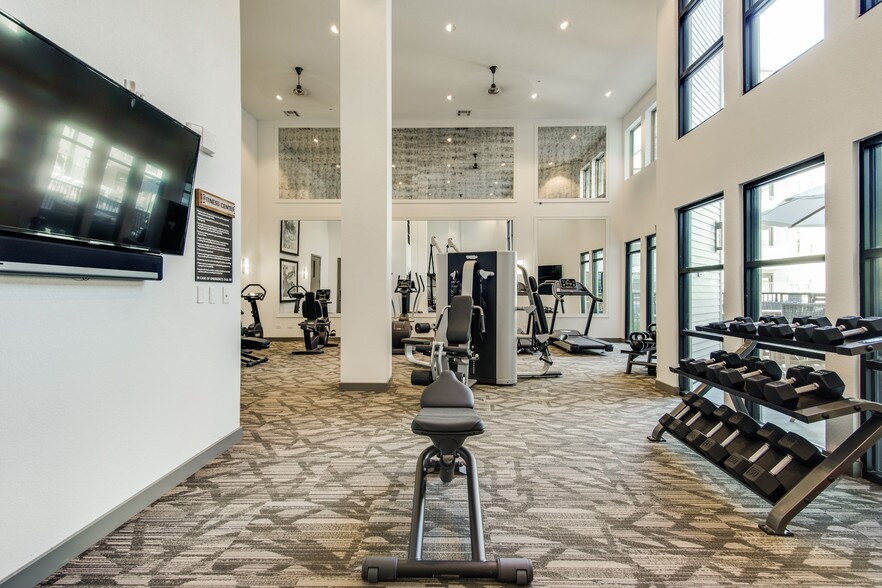 More Photos Of 403 E Koenig Ln, Austin Apartments For Lease