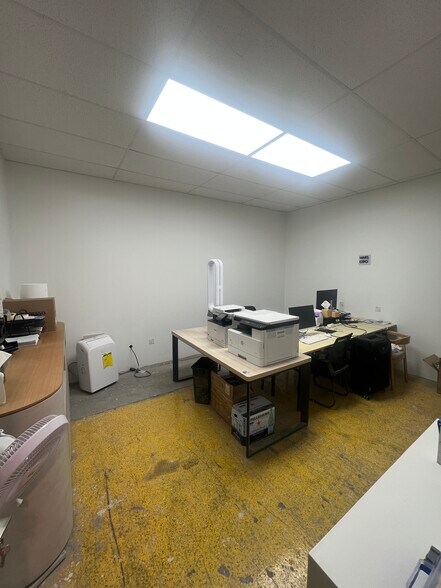 More Photos Of 4644 Industry Center Dr, Las Vegas Distribution For Sale