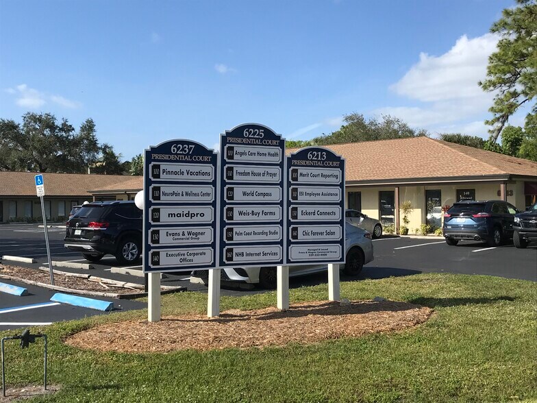 More Photos Of 6225 Presidential Ct, Fort Myers Office For Lease