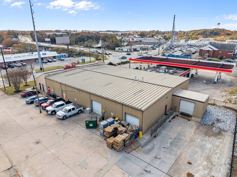 More Photos Of 636 Industrial Blvd, Gainesville Warehouse For Sale