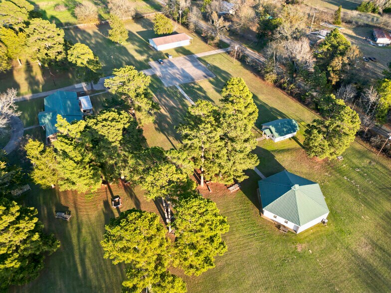 More Photos Of 9126 US Highway 271, Tyler Office Residential For Sale