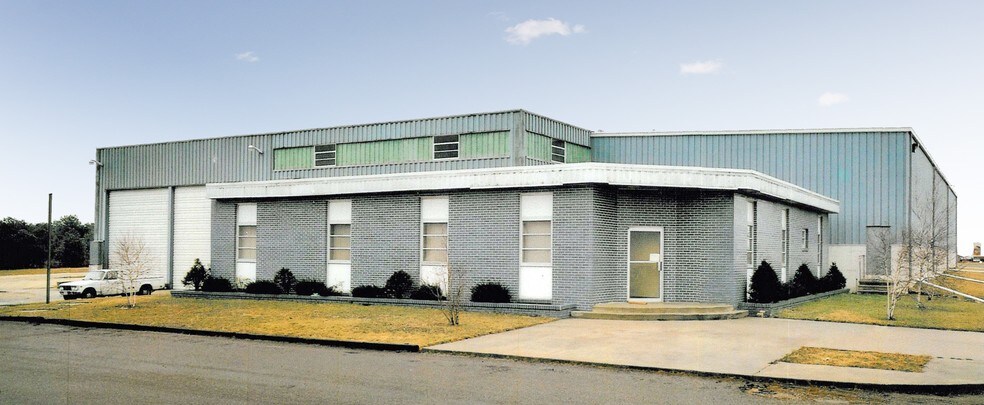 Primary Photo Of 5 Canale Dr, Egg Harbor Township Manufacturing For Lease