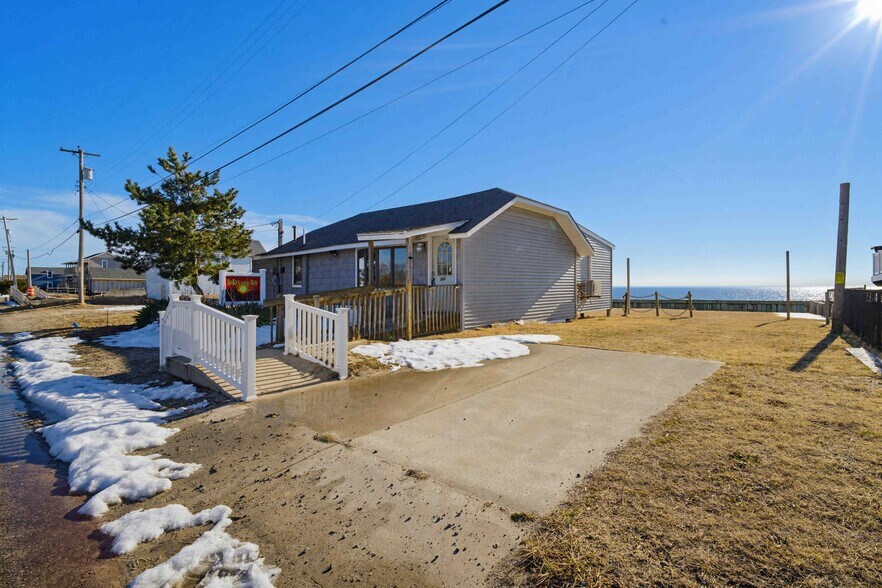 More Photos Of 102 Delaware ave, Fortescue Restaurant For Sale