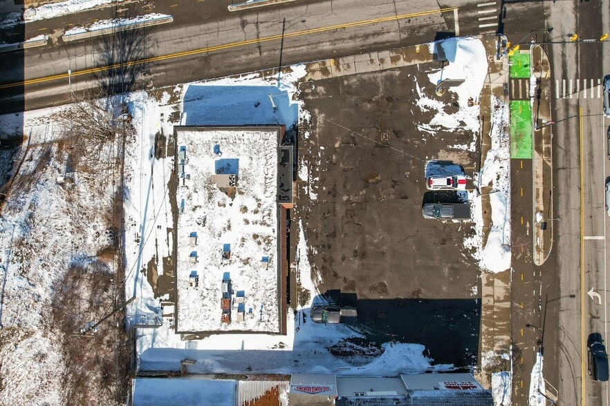 More Photos Of 2078 Niagara St, Buffalo Convenience Store For Sale