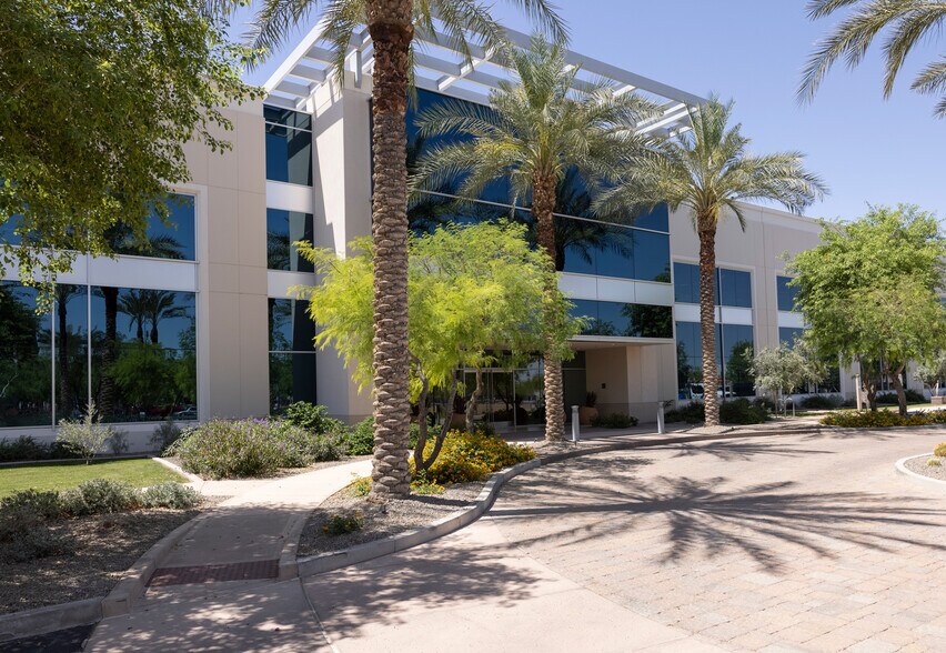 More Photos Of 1450 S Spectrum Blvd, Chandler Medical For Lease