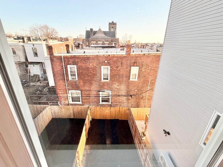 More Photos Of 5352 Cedar Ave, Philadelphia Apartments For Sale