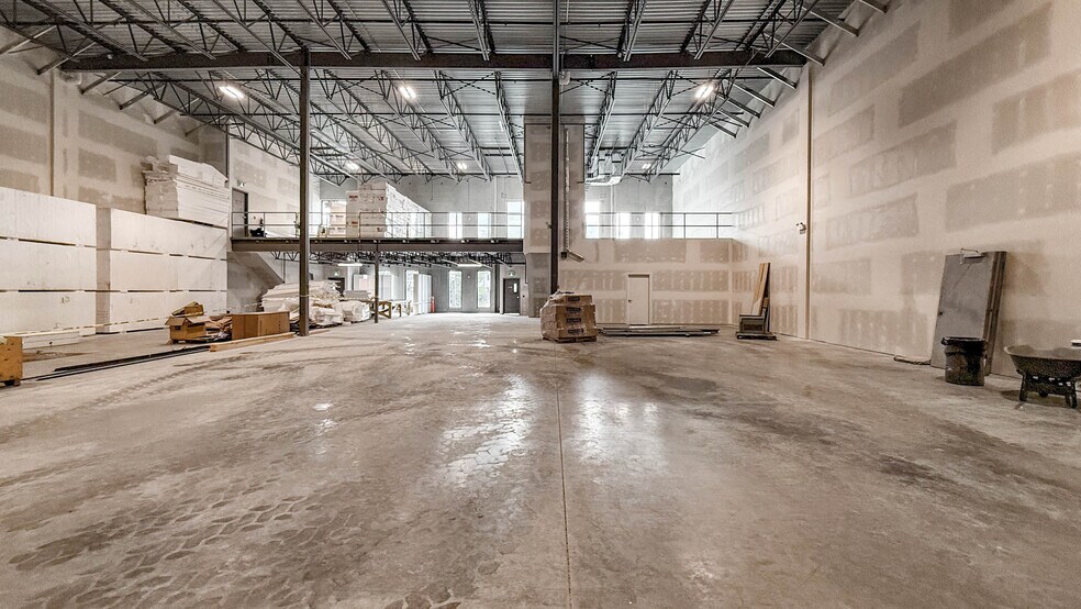 More Photos Of 3240 48 Av, Vernon Unknown For Lease