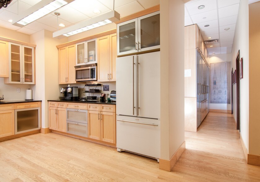 More Photos Of 53 Hudson Ave, Nyack Loft Creative Space For Lease