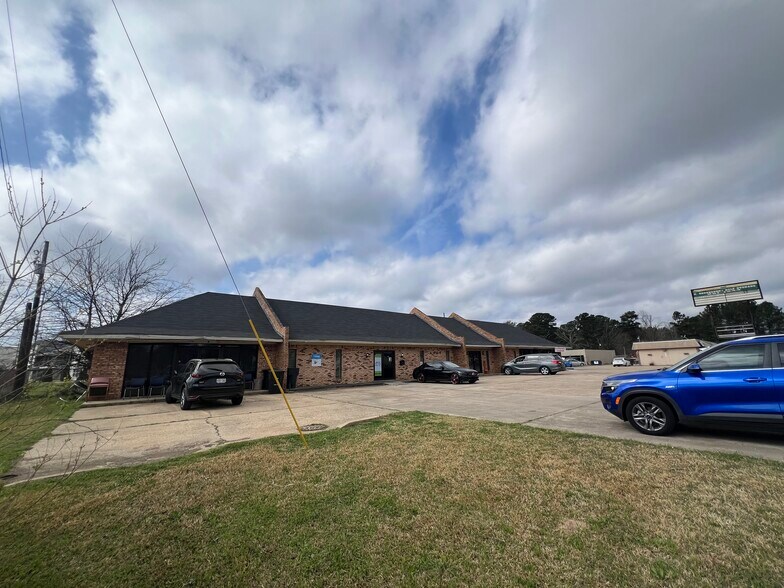 More Photos Of , Shreveport General Retail For Sale