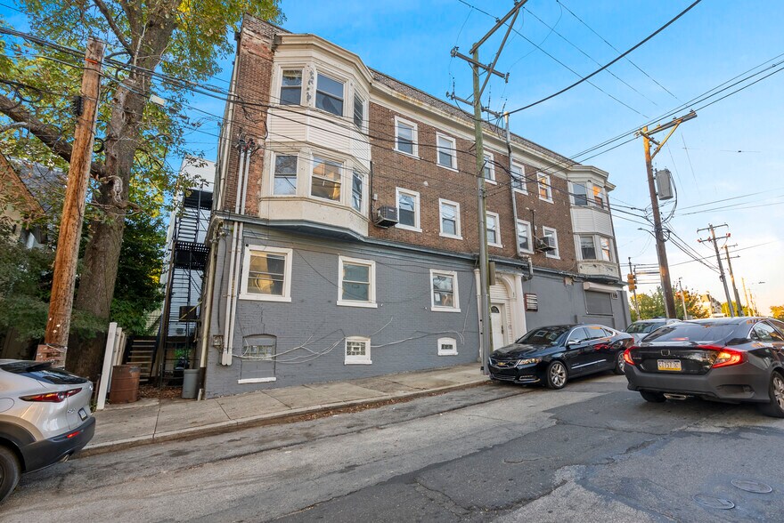 More Photos Of 6200 Germantown Ave, Philadelphia Multifamily For Sale
