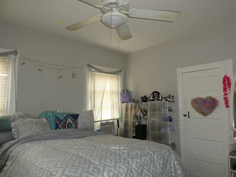 More Photos Of , Philadelphia Unknown For Sale