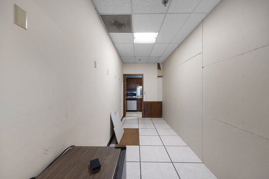 More Photos Of 116 N Church St, Jackson Office For Lease