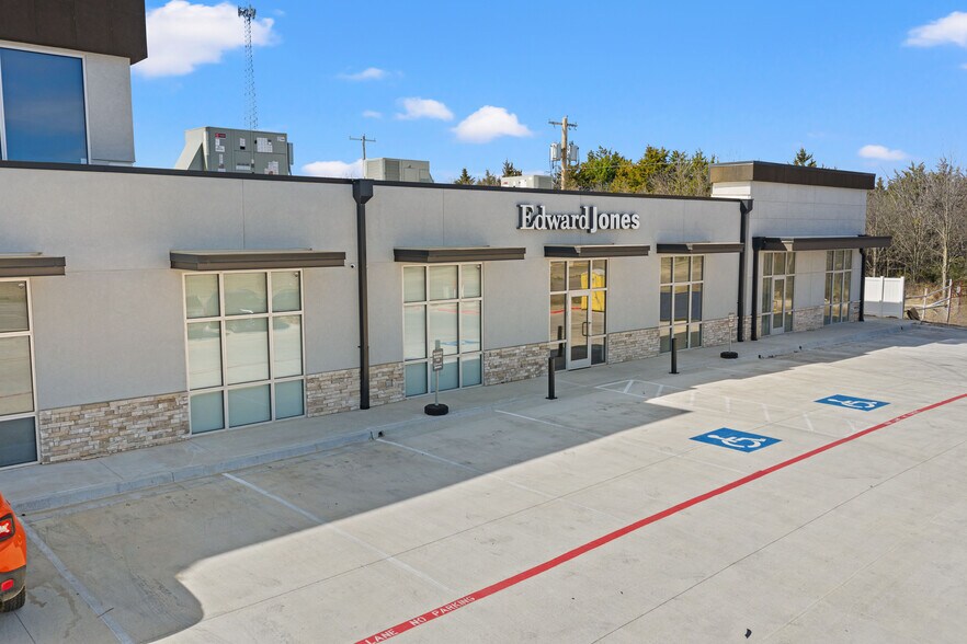 More Photos Of 1817 Rockford Rd, Ardmore Office For Sale