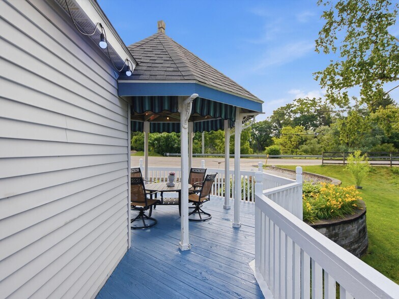 More Photos Of 425 S Ortonville Rd, Ortonville Freestanding For Sale