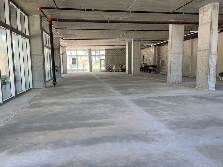 More Photos Of 2820 NE 214th St, Aventura Loft Creative Space For Sale
