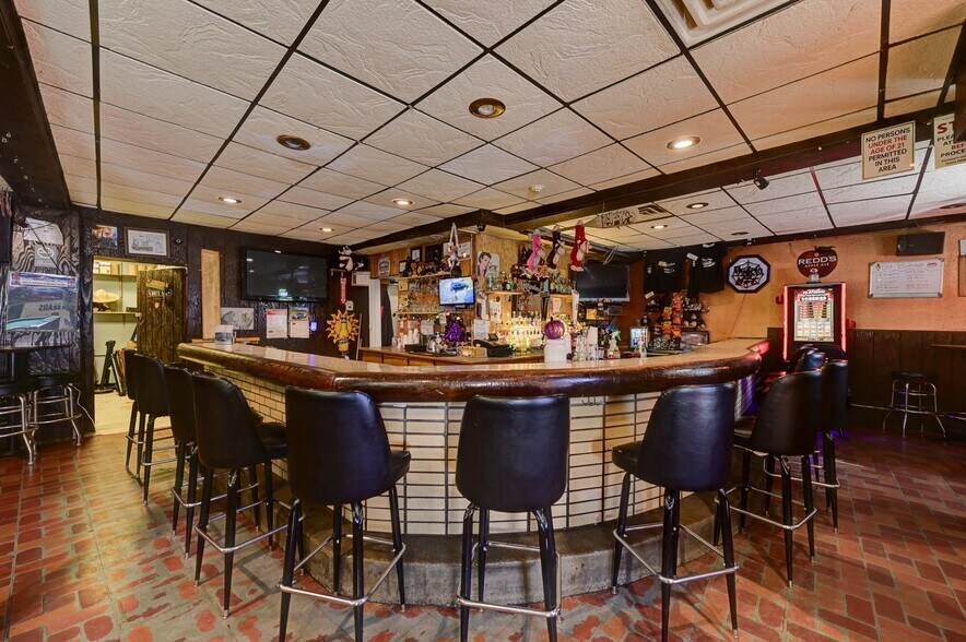 More Photos Of 2826 Chicago Rd, South Chicago Heights Restaurant For Sale