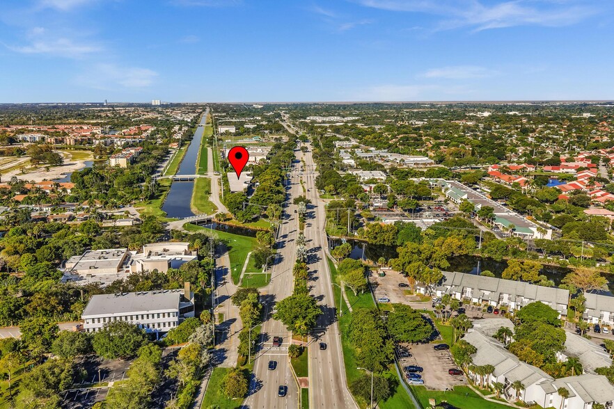 More Photos Of 7204-7292 W Oakland Park Blvd, Lauderhill Unknown For Lease