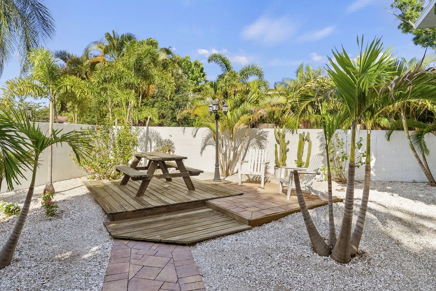 More Photos Of 3036 6th Ave N, Saint Petersburg Apartments For Sale