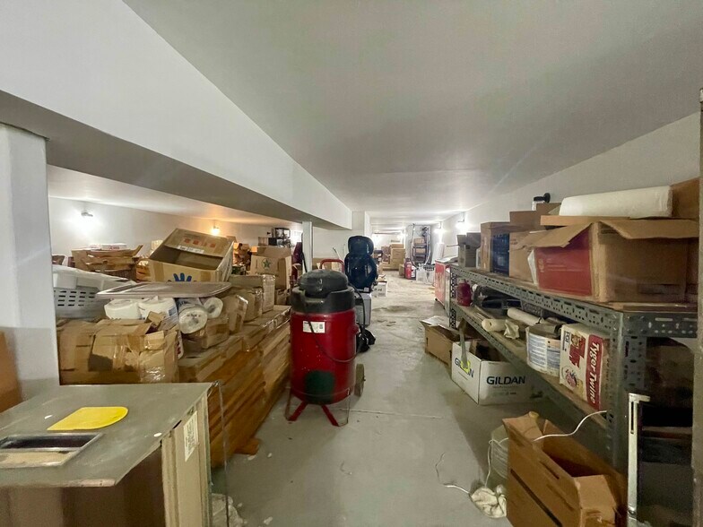 More Photos Of 4750 N Western Ave, Chicago Restaurant For Sale