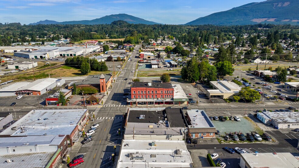More Photos Of 205 Ferry St, Sedro Woolley General Retail For Sale