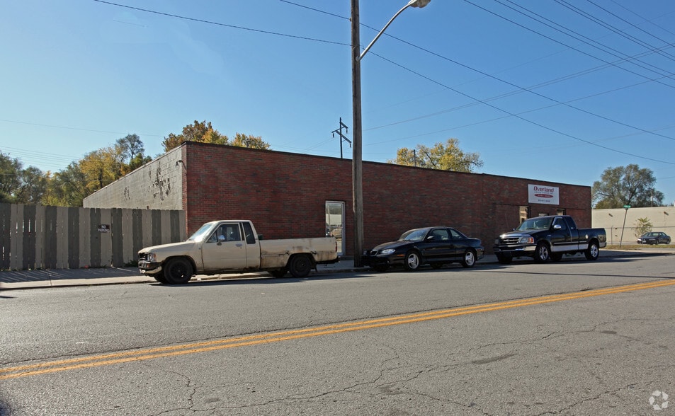 Primary Photo Of 819 Osage Ave, Kansas City Warehouse For Sale