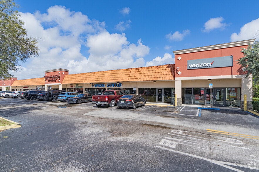 More Photos Of 1201-1221 S Powerline Rd, Pompano Beach Freestanding For Lease