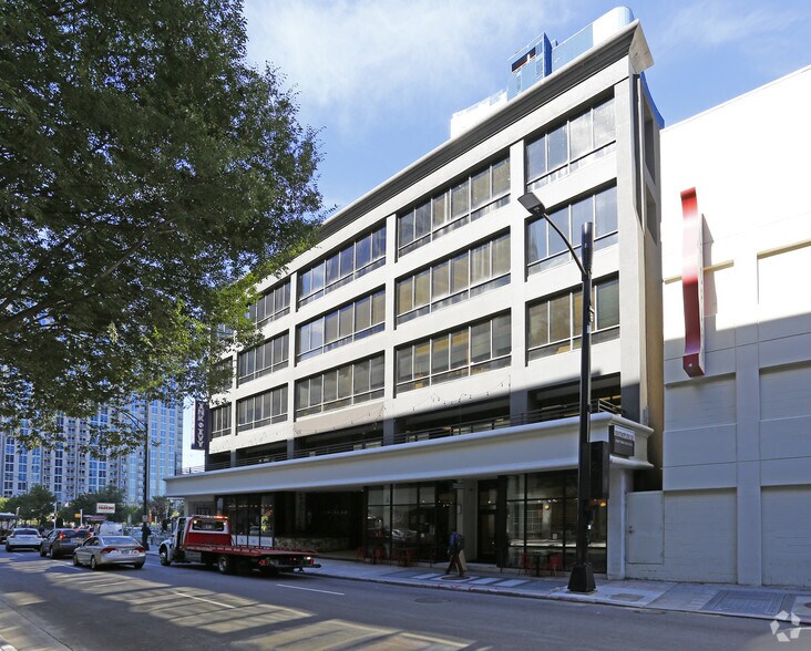 More Photos Of 222 S Church St, Charlotte Office For Lease