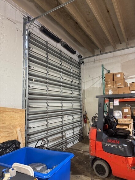 More Photos Of 2591-2595 NW 4th Ct, Fort Lauderdale Warehouse For Lease