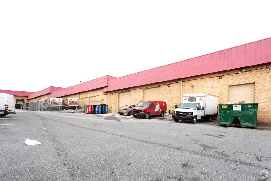 More Photos Of 1400-1464 Desoto Rd, Baltimore Warehouse For Lease