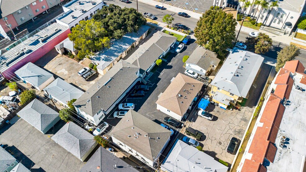 More Photos Of 240-260 E Providencia Ave, Burbank Apartments For Sale